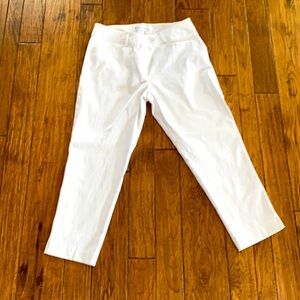 7th Avenue white Sz 8 capris